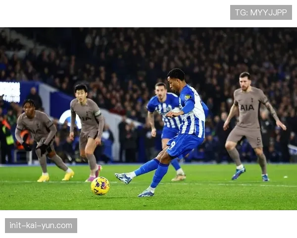 技术画面显示,热刺一次成功的越位陷阱导致对方预期进球机会直接归零